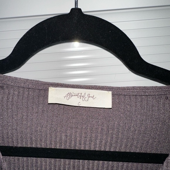 Arula Ribbed Crossover Top - Picture 2 of 3